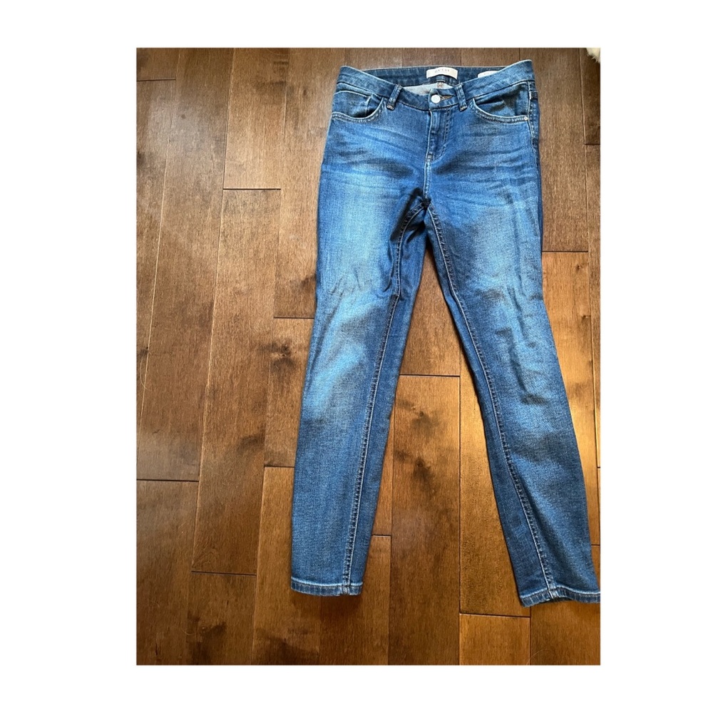 Guess jeans, size 27.